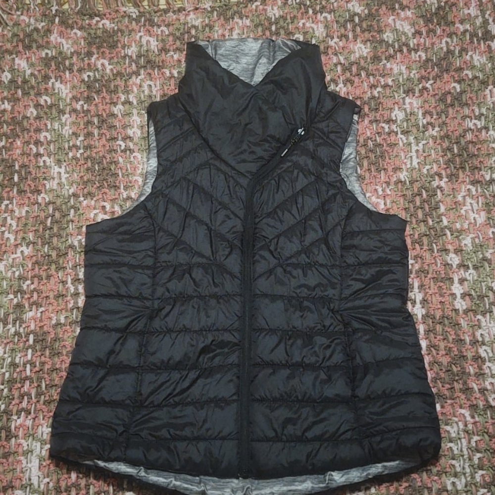 Women's large mondetta vest